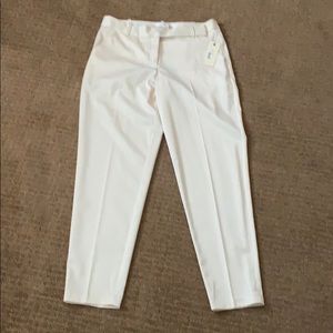 Women’s white pants